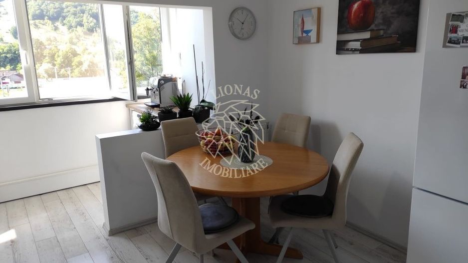 Apartament 2 camere 51 mp-ideal locuire-Zona Centrala - Poză 4