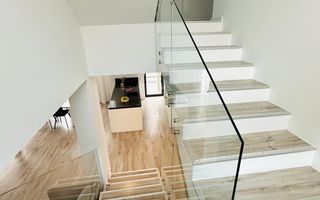 Vila Individuală Elegantă cu 6 camere, Curte Proprie–Padurea Baneasa - Poză 6