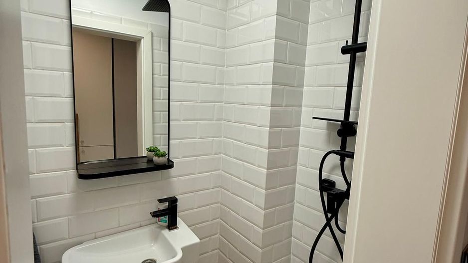 Vând apartament de lux 3 camere, decomandat, 72 mp, etaj 3/4 - Poză 11