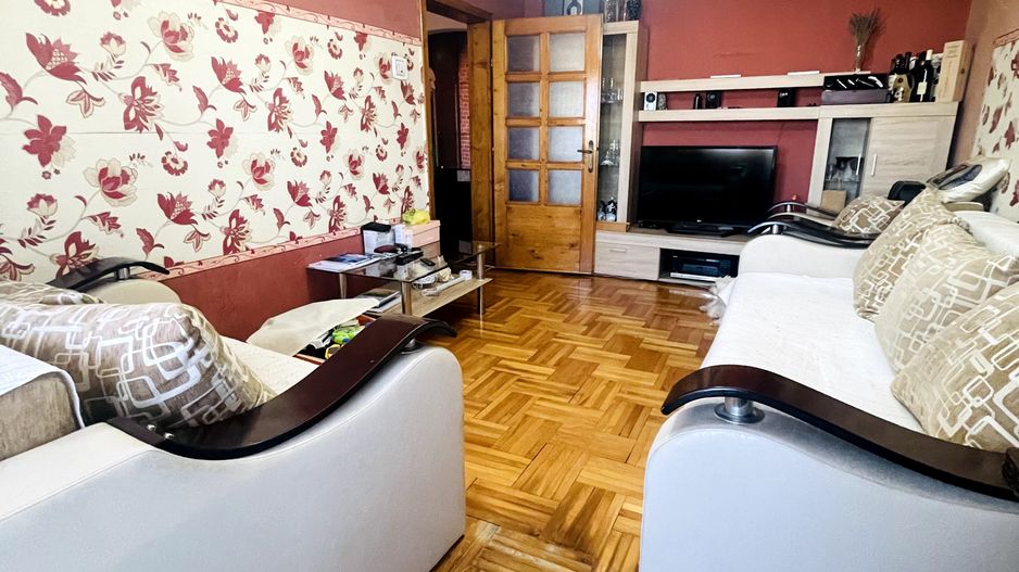 Apartament cu 3 camere – Zona Nufărul, Oradea - Poză 4