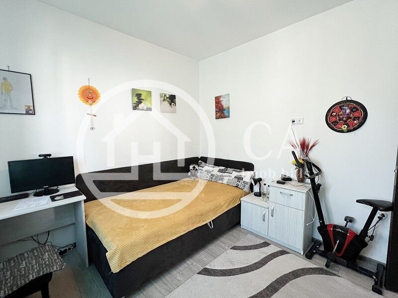 Casă de vanzare cu 4 camere in Cartierul Tineretului, Oradea - Poză 12