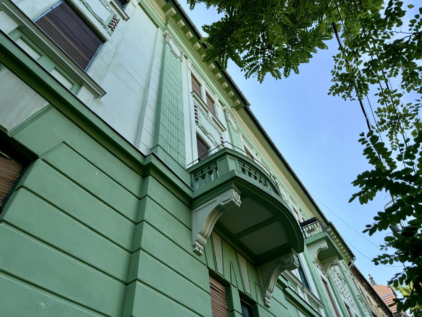 Apartament in clădire istorică P-ta Plevnei cu vedere parc - Poză 26