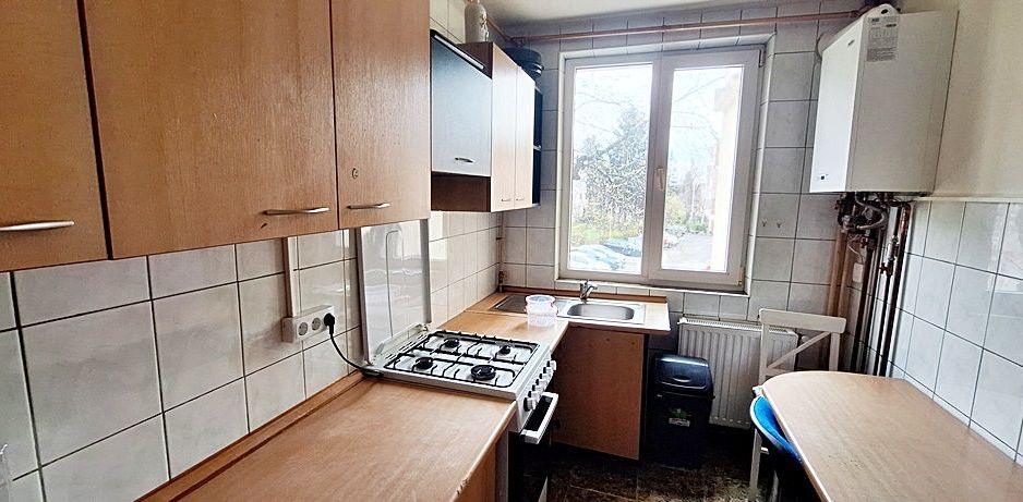 Astra, zona Planetelor, apartament decomandat, etaj 1, pret 90000 euro - Poză 1