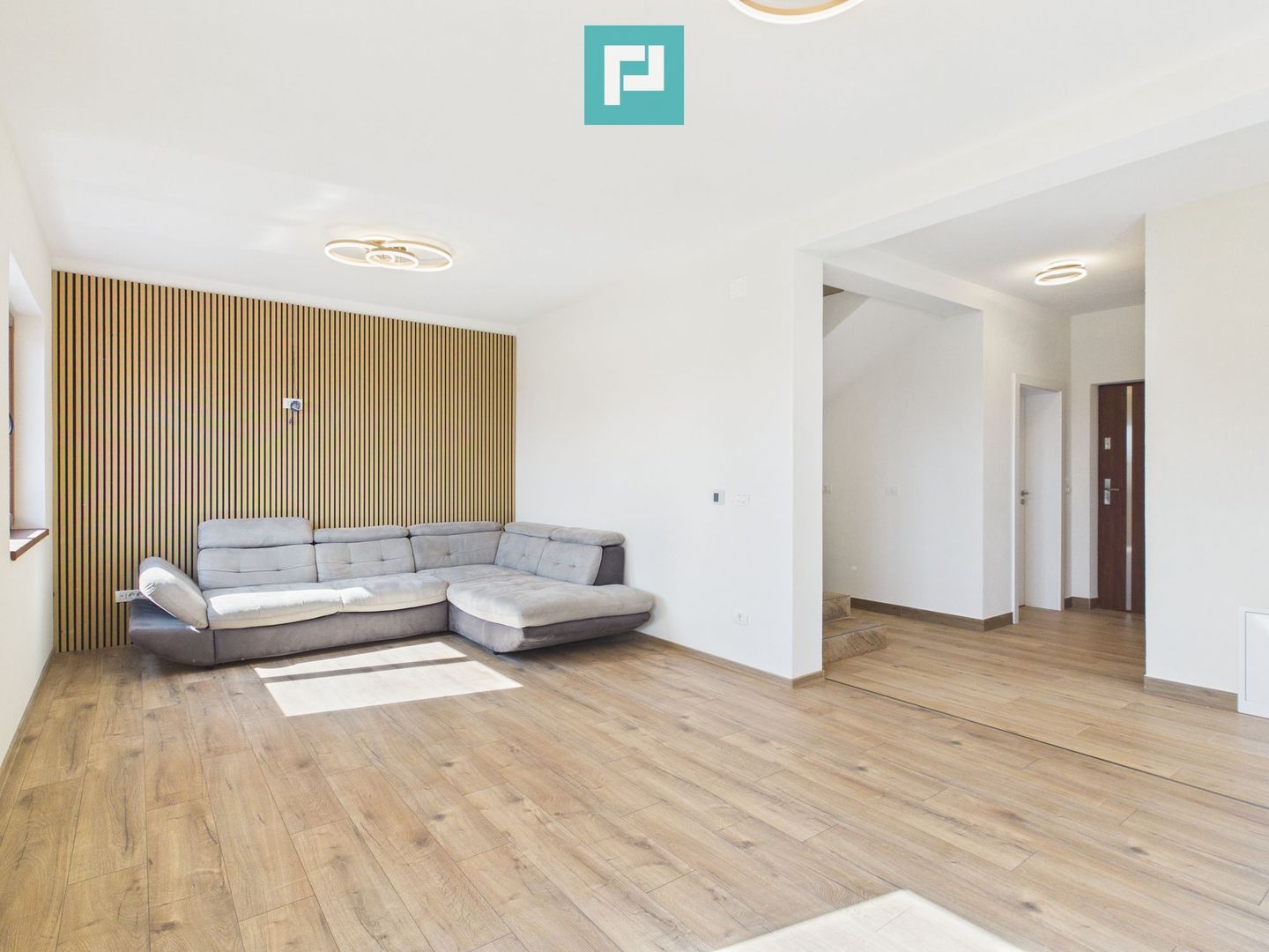 Duplex  -Mediteranean 5 camere Dumbrăvița - Poză 3