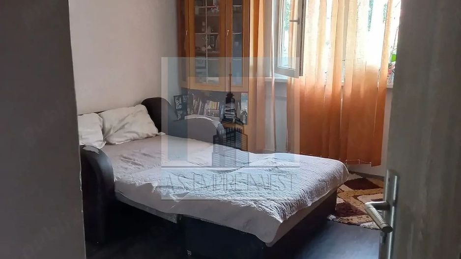 Garsoniera, decomandata, Tractorul, zona case Coresi - Poză 4