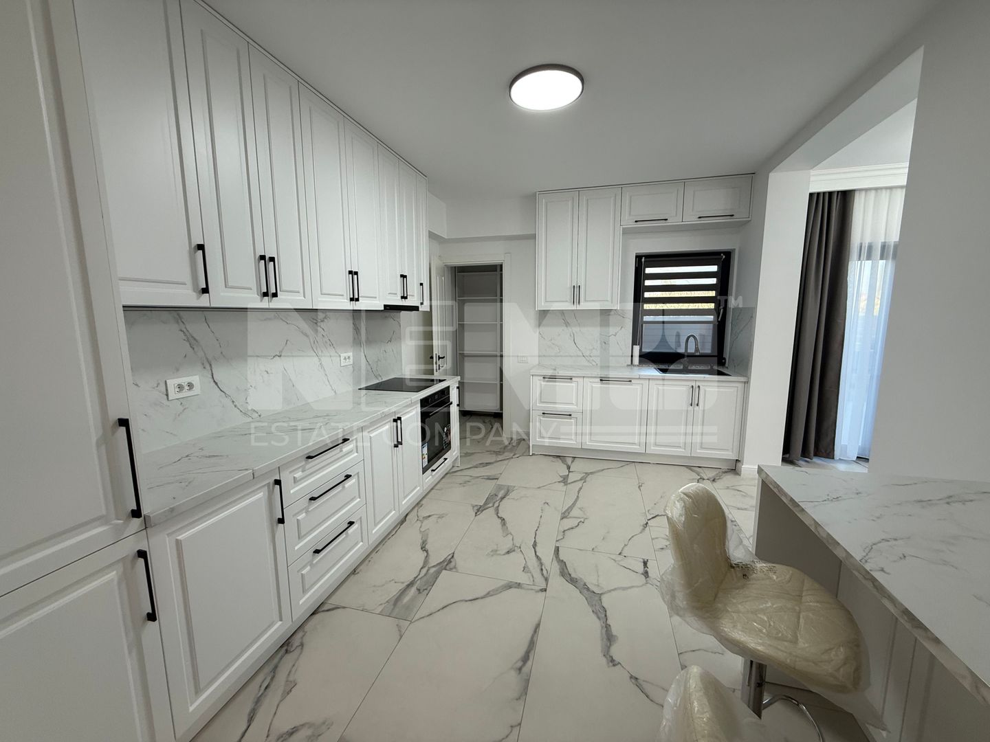 Duplex Mitocu Dragomirnei | 107 MP Utili | Mobilat Complet - Poză 3