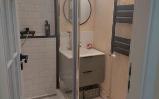 Apartament de vanzare 4 camere, colț Apusului - Poză 1