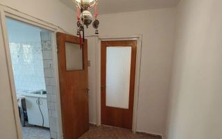 Apartament renovat cu trei camere,  Emil Racovita, 106.000€ - Poză 3