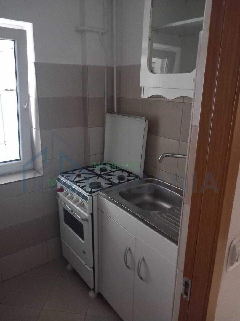 Apartament cu o cameră ultracentral - Poză 3