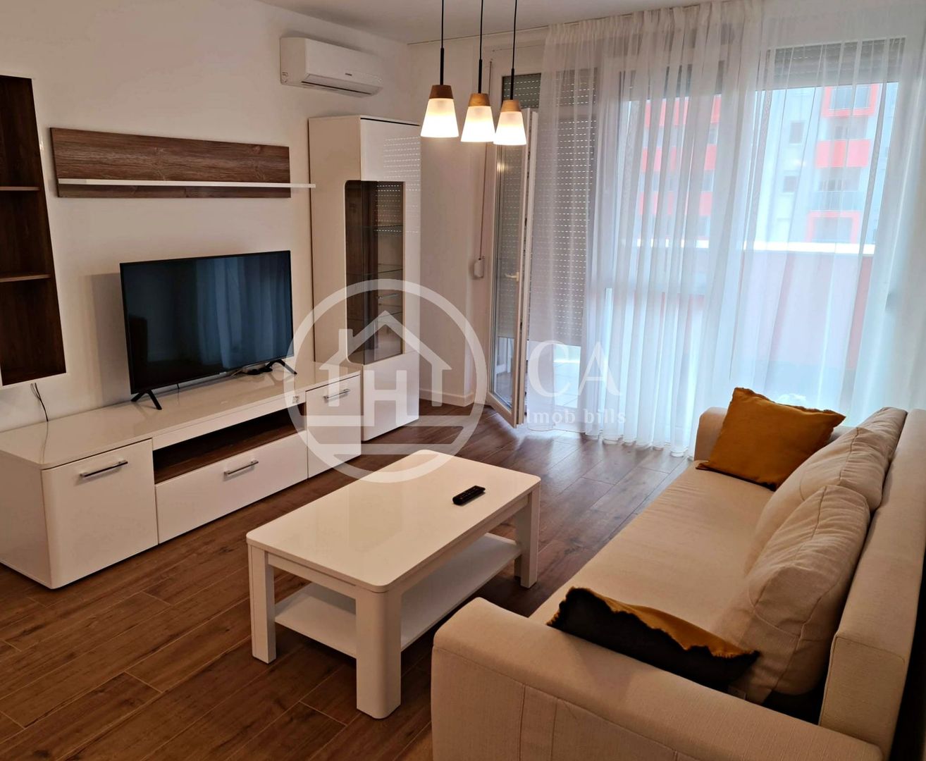 Apartament de închiriat cu 3 camere în Ared, Oradea - Poză 1