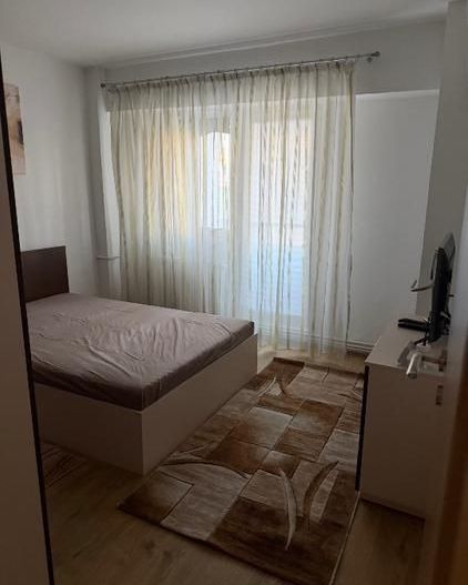 Apartament 2 camere renovat in zona Lujerului cu centrala proprie - Poză 1