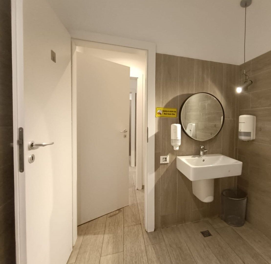 Inchiriem spatiu comercial 202 mp zona Coresi - Poză 20