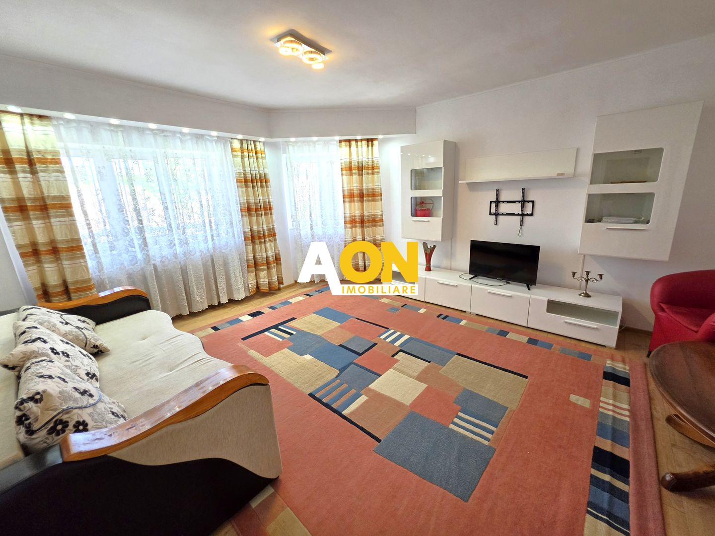 Apartament 2 camere, 60 mp utili, etaj 3, zona ultracentrala - Poză 1