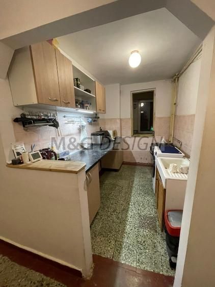 Apartament 3 camere Calea Sagului etaj 1 cu centrala - Poză 6