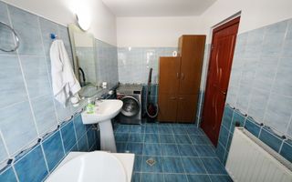 Oaza de liniste in Bariera Valcii – casa P+1 cu terasa, curte si acces securizat - Poză 25