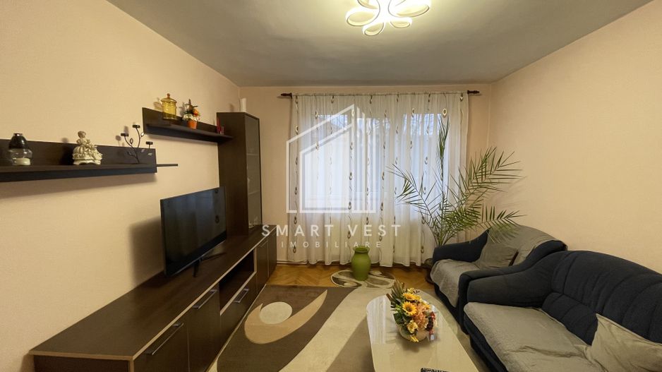 Inchiriere apartament 2 camere | Etaj 1 | Zona Micro 14 - Poză 1