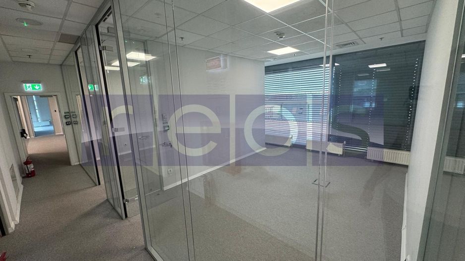 SPAȚIU BIROURI DE ÎNCHIRIAT IN ZONA PREMIUM + PARCARE + ROOFTOP - Poză 4