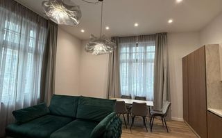 2 camere, Ultracentral, Bvd. Eroilor, Casa de cultura, Parcare - Poză 2