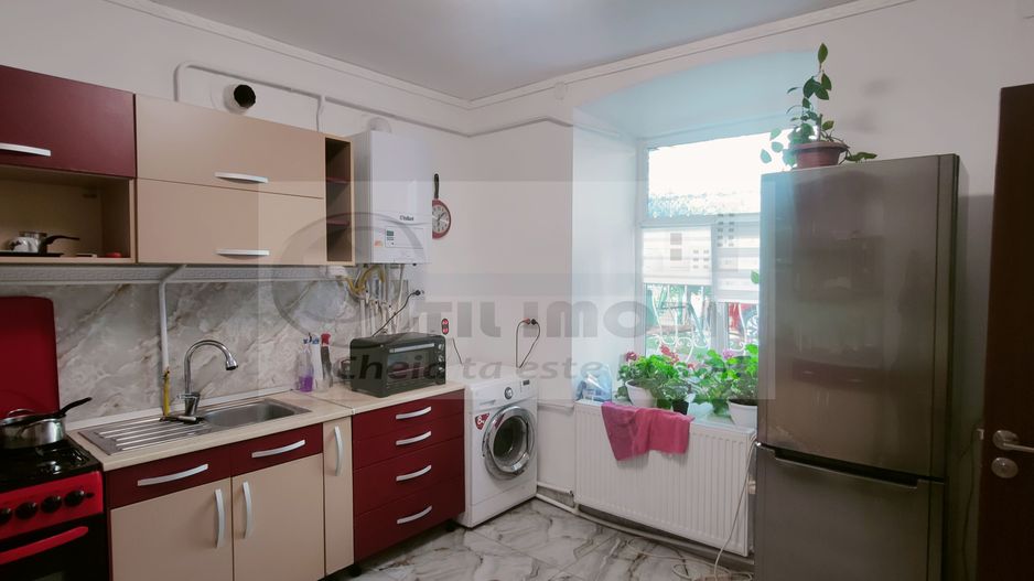 APARTAMENT ULTRACENTRAL , PIATA UNIRII, CUZA VODA 70 MP PLUS CURTE - Poză 25