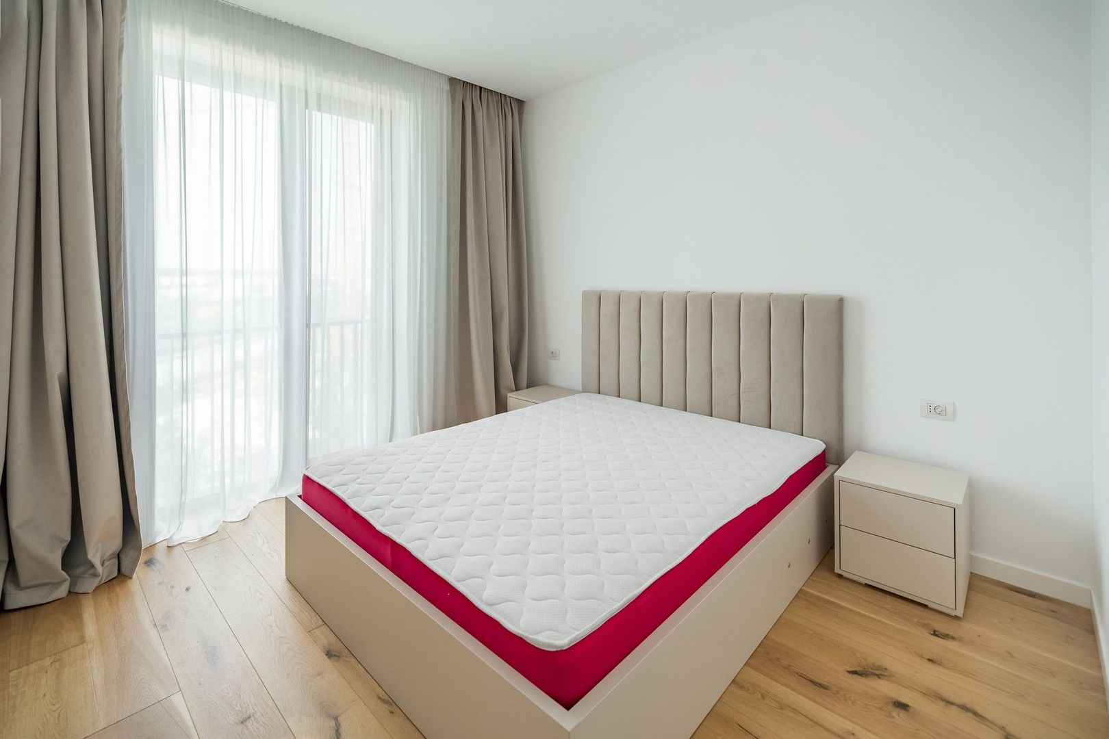 Apartament cu 2 camere in Amber Forest - Poză 5