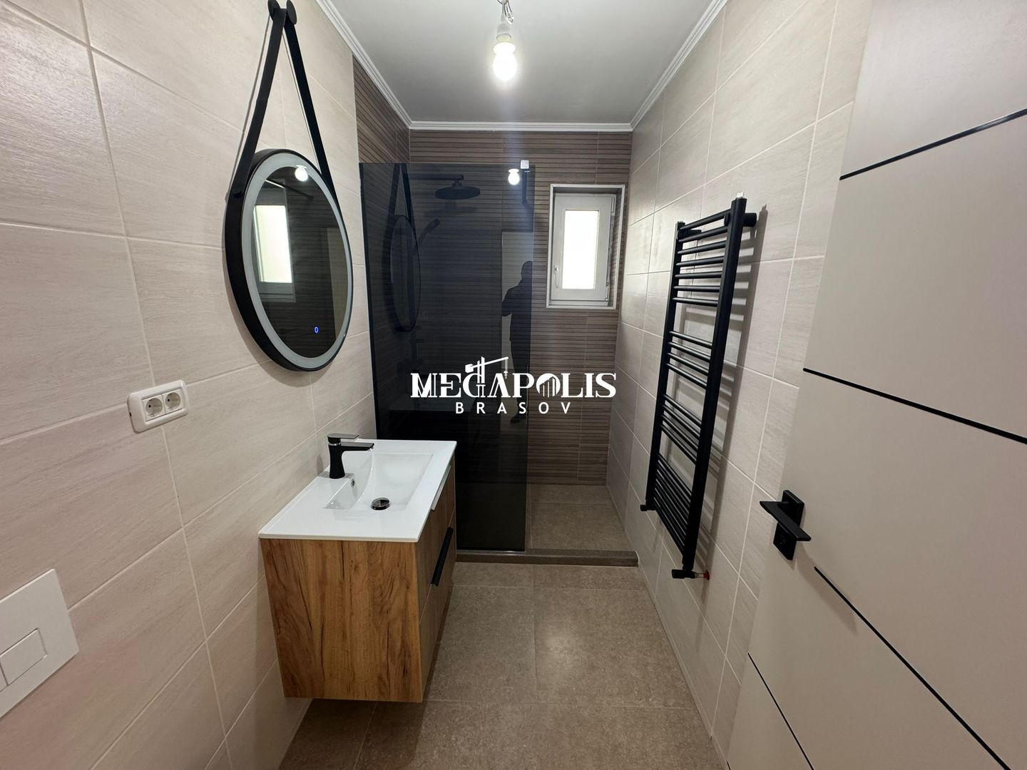 Vanzare Casa pe Parter  4 Camere  Brașov în Cartierul izvor - Poză 7