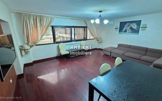 Apartament cu 3 camere transformat in 2 camere, etaj 1,  zona Ultracentral; - Poză 1