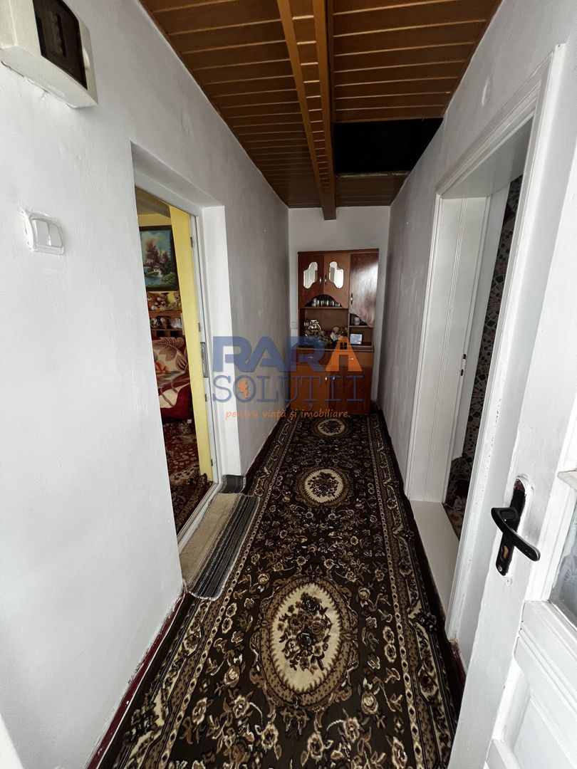 Casă cu 3500 mp teren, Sat Miron Costin - Brănișteni (str. Macilor) - Poză 5