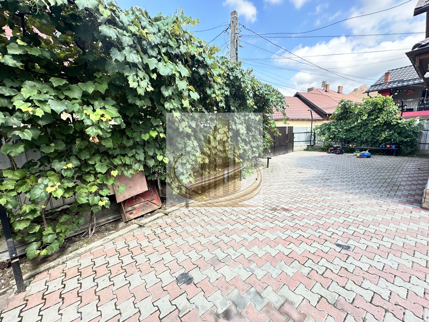 Casă 160 mp + atelier 200 mp + anexă + teren 1.000 mp | Exclusivitate - Poză 4