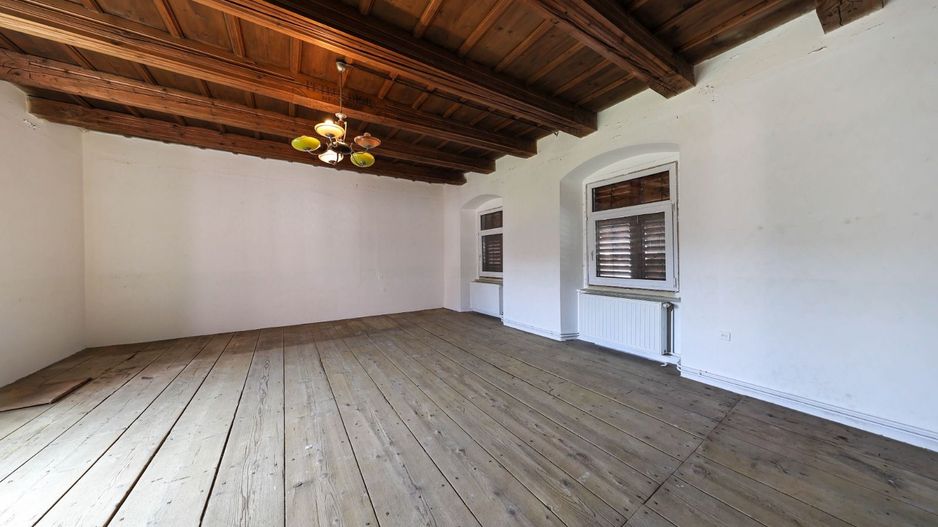 Casă Săsească Autentică cu Șură Impresionantă în Cristian – Teren 2729mp - Poză 21