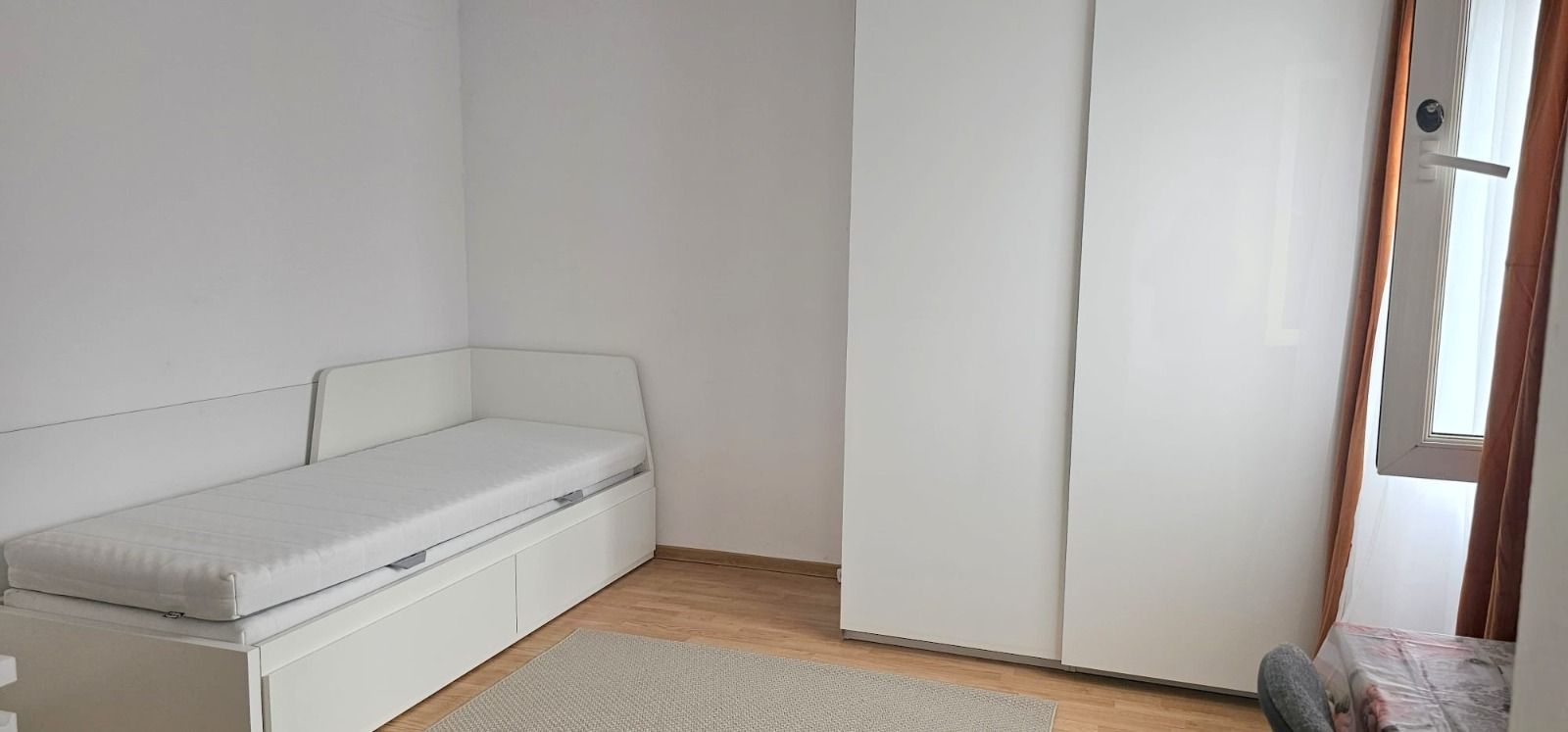 De inchiriat apartament cu o camera si balcon, etaj 4, Mazepa 1, 1600 lei - Poză 12