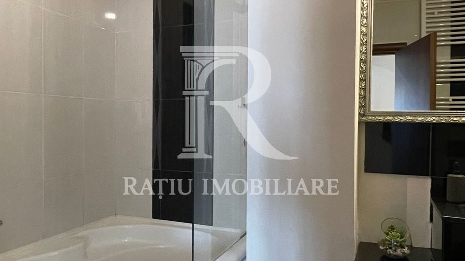Apartament cu 3 camere | 2 Parcări Subterane | Nufărul | Oradea - Poză 13