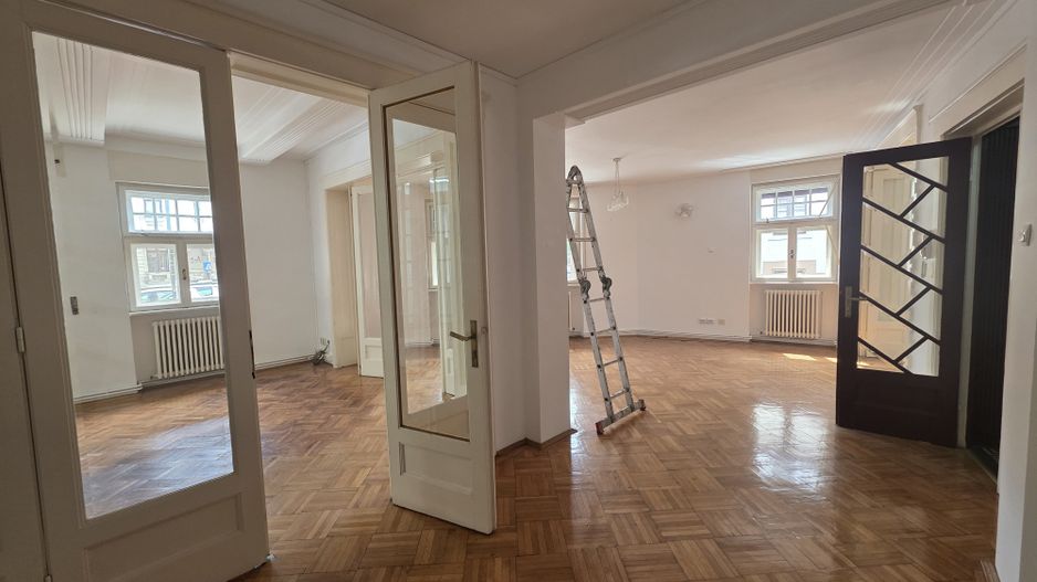 Apartament 4 camere de inchirat Armenasca Romana - Poză 1