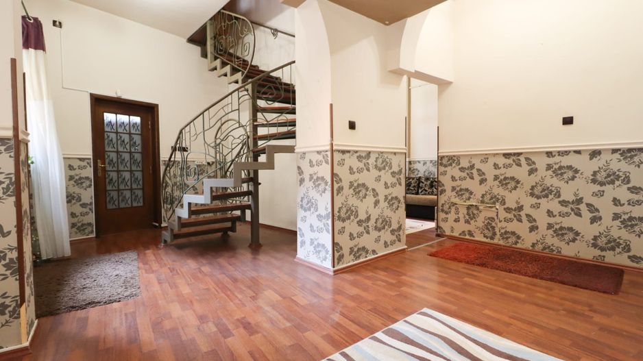 URGENT!, SOLIDA, CONSOLIDATA, BINE COMPARTIMENTATA, CURTE, NEGOCIABIL - Poză 4