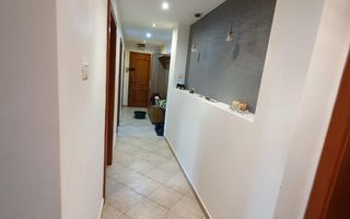 Aparament 5 camere etaj 1 zona Dambovita - Poză 5