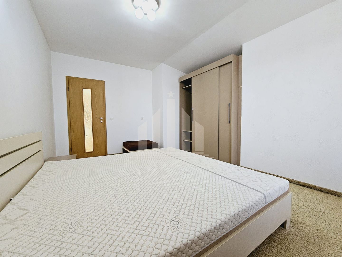Apartament cu 3 camere decomandate, Cetate - Poză 7