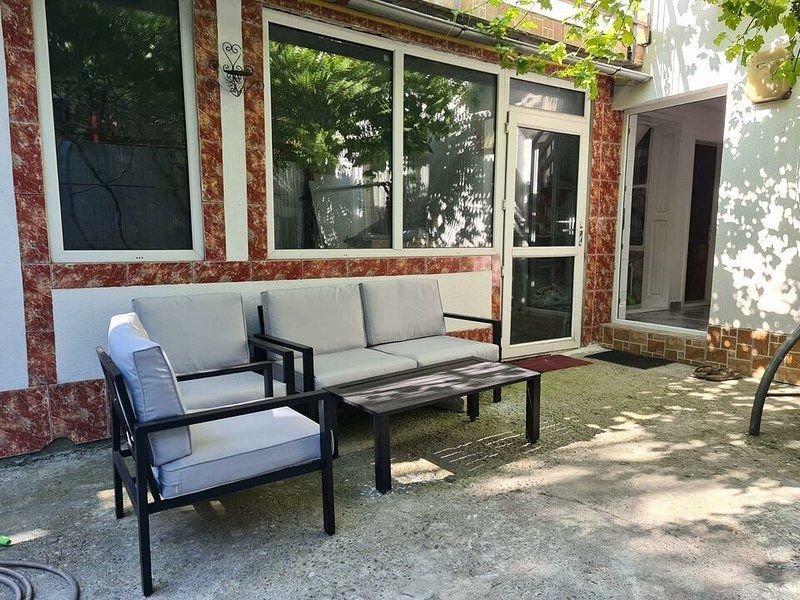 De inchiriat - casa P+1E+M - zona Port, langa liceul de Marina - Poză 13