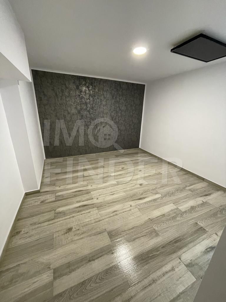 Vanzare doua spatii tehnice, zona Banca Transilvania, Buna Ziua - Poză 10