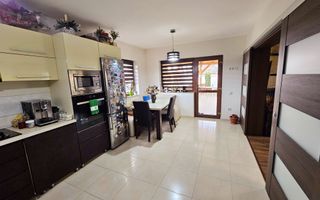 Casa 4 camere, mobilata, utilata, 500 mp teren, asfalt, Alba-Micesti - Poză 6