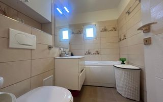 Apartament 2 camere decomandat, complet renovat, etaj 3/4,zona de sus - Poză 15
