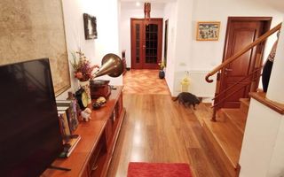 Casă spațioasă și elegantă în Dămăroaia- Jiului- Izbiceni- Comision 0% - Poză 27