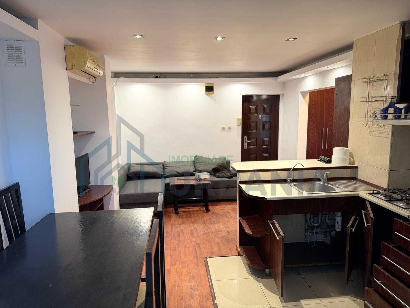 Apartament 2 camere de închiriat în Tătărași, lângă Tudor Center - Poză 1