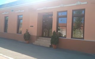 Restaurant deosebit pentru inchirire Central Oradea - Poză 3