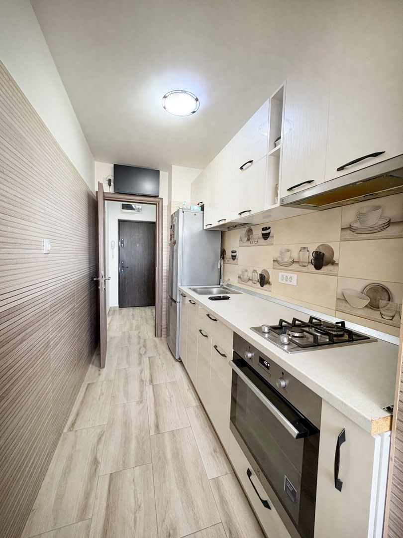 Garsonieră decomandata Titan – 1 Decembrie 1918, renovată, mobilata - Poză 5