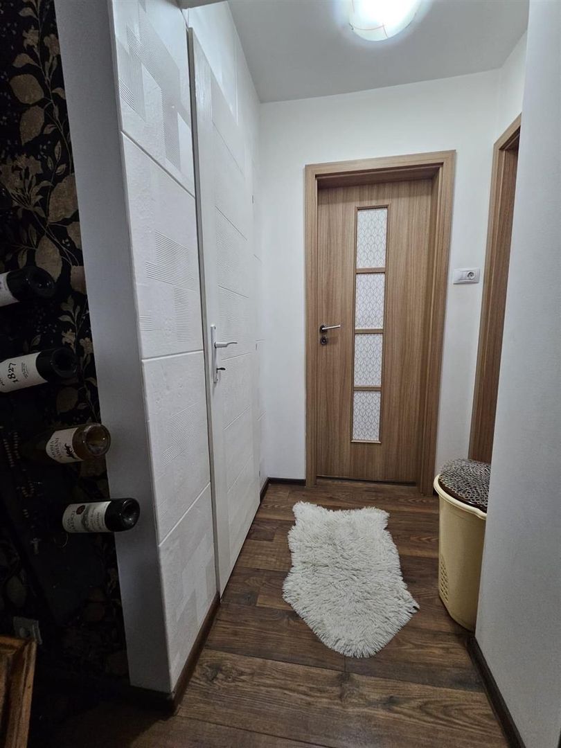 Apartament 3 camere Cetate et.3 pivnita bloc caramida - Poză 14