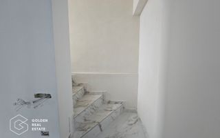 Vila cu 5 camere, 4 bai, Otopeni-centru, COMISION 0, renovata complet - Poză 9