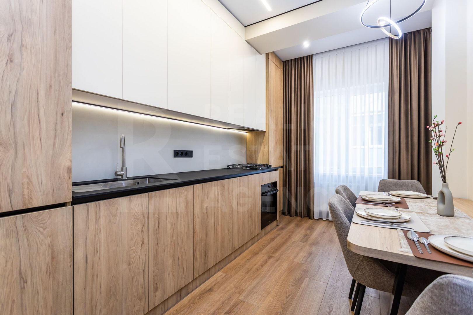 Vânzare, apartament, 1 cameră, strada Miorița ,Centru. - Poză 2