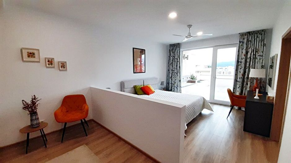 Penthouse cu 5 camere in URBAN PENTHA-zona Coresi - Poză 16