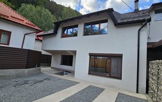 CASĂ 4 CAMERE TEREN 177MP RUCĂR ARGEȘ
