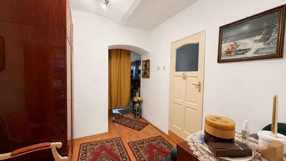Casă D+P, zona Boul Roșu, pretabilă spații de cazare/birouri - Poză 8