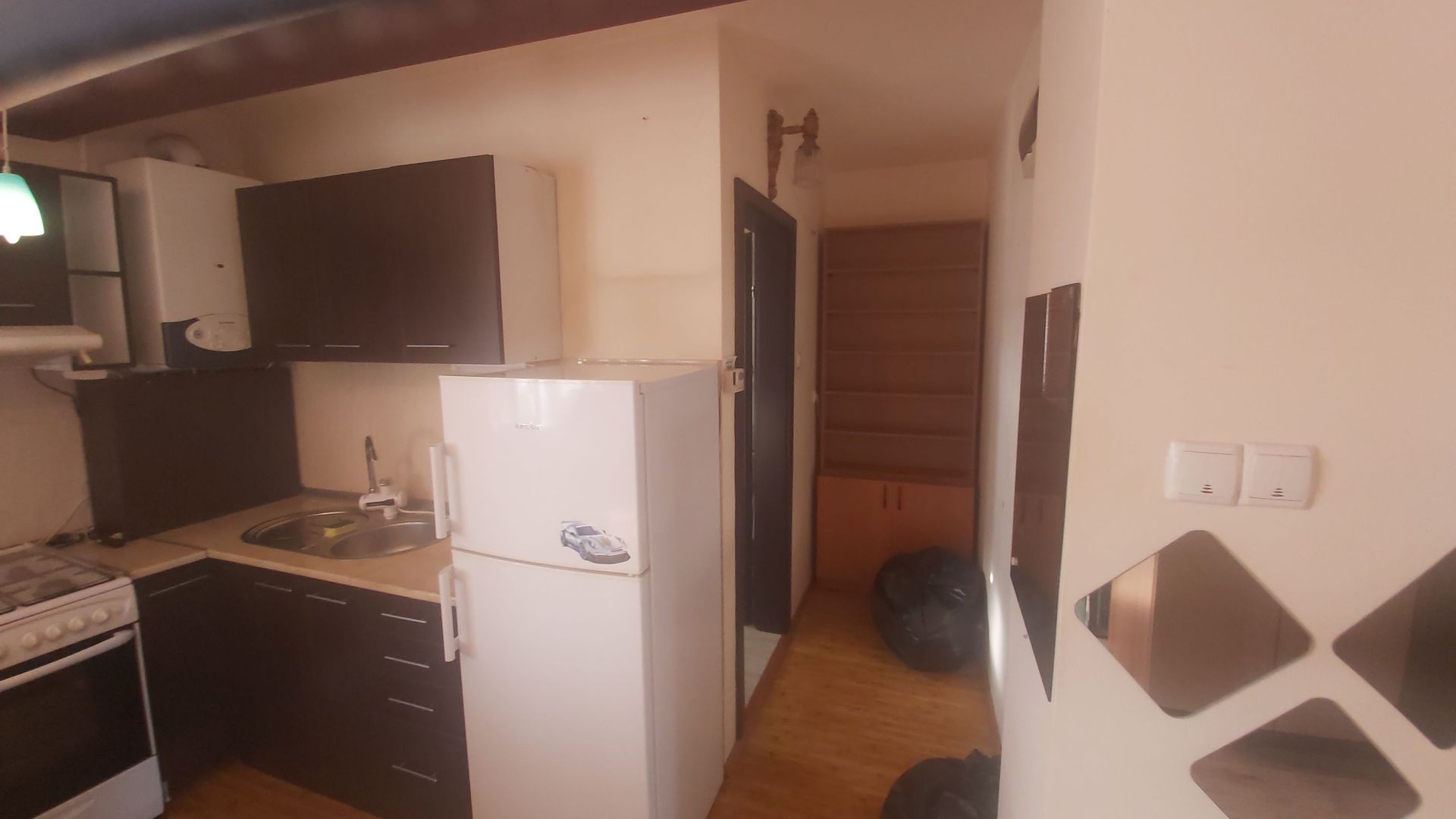 Apartament la casa/vila - Poză 8